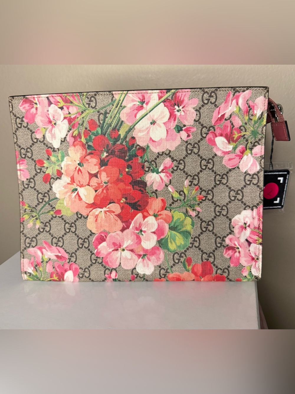 Gucci Floral GG Supreme Pouch/Clutch